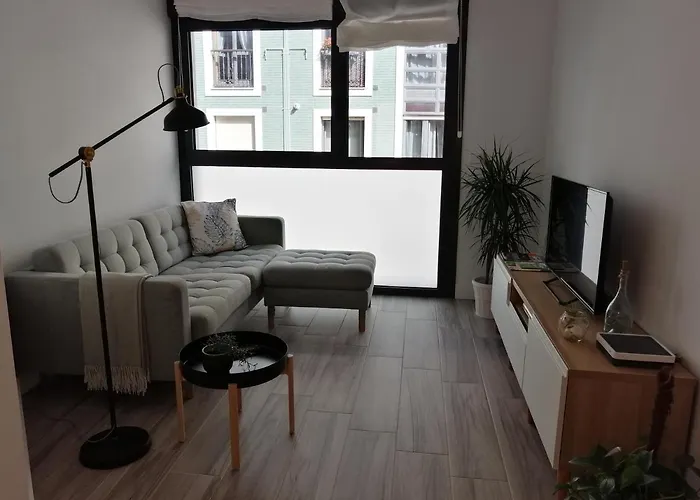 Dindurra Centro-parking Gratuito * ヒホン